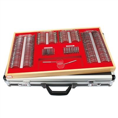 232 Socraigh Lionsa Trialach Lámhcheardaithe do Pháistí